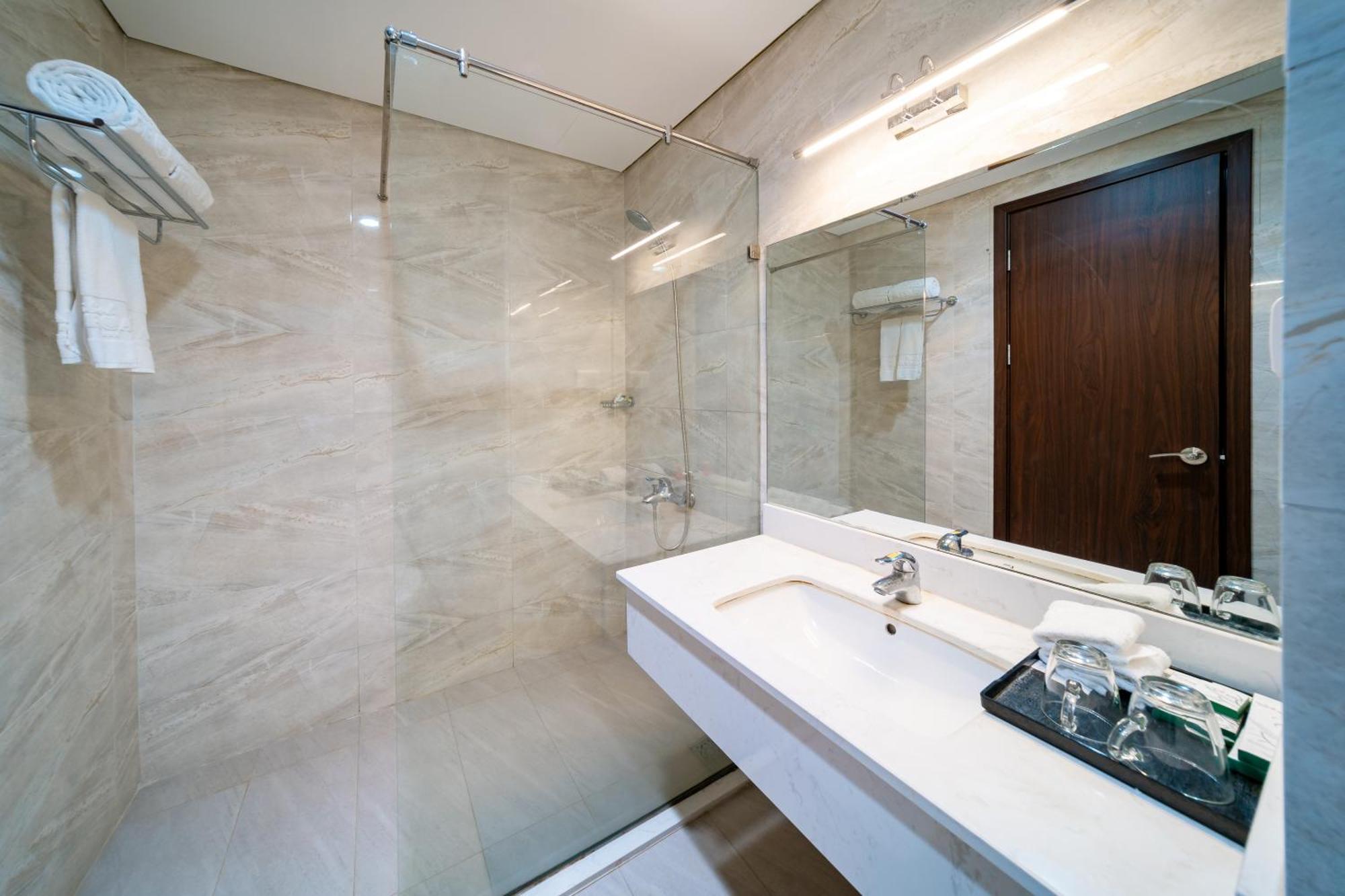 Khách sạn Thái Bình Dream Exterior foto